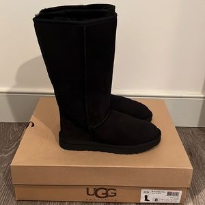 UGG - Women Size 8 (Never Worn) - Classic Tall Black